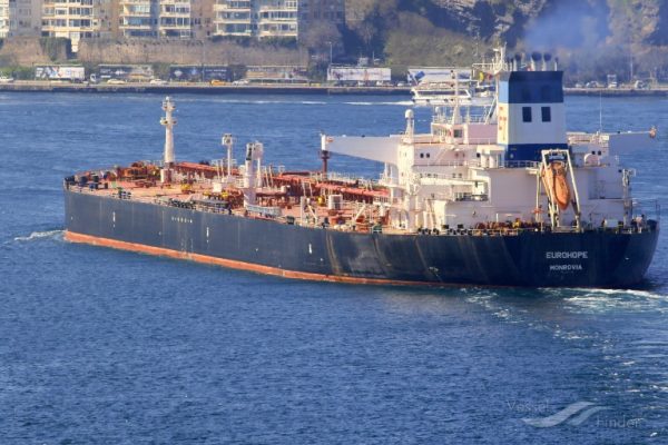 Ιράν: Οι Φρουροί της Επανάστασης κατάσχεσαν πλοίο που μετέφερε «λαθραίο» πετρέλαιο