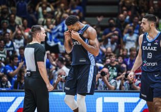 Γιάννης Αντετοκούνμπο: Το φιλί στο εθνόσημο μετά τη μαγική εμφάνιση κόντρα στην Κροατία