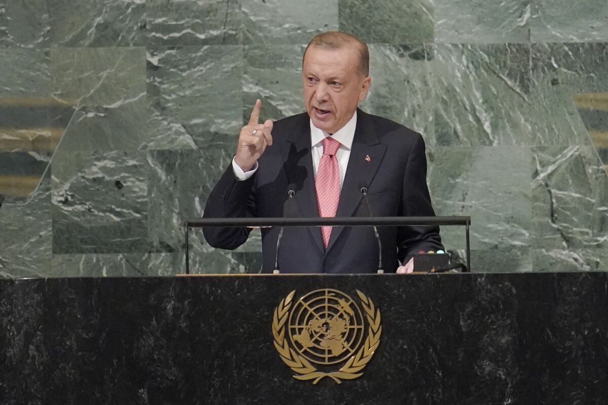 Erdogan at UN accuses Greece of ‘crimes against humanity’, depicts Turkey as 'force of peace'