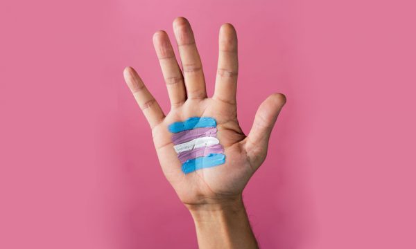 Σε κώμα νεαρός τρανς άνδρας μετά από επίθεση σε Pride της Γερμανίας