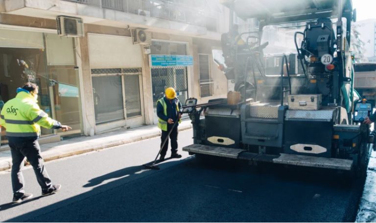 Γαλάτσι: Αντικαθίσταται το σύνολο του οδοστρώματος με νέα άσφαλτο