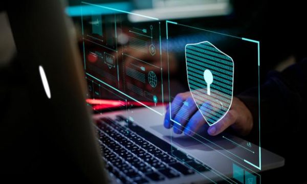 Καταστράφηκε το αρχείο της παρακολούθησης του Νίκου Ανδρουλάκη