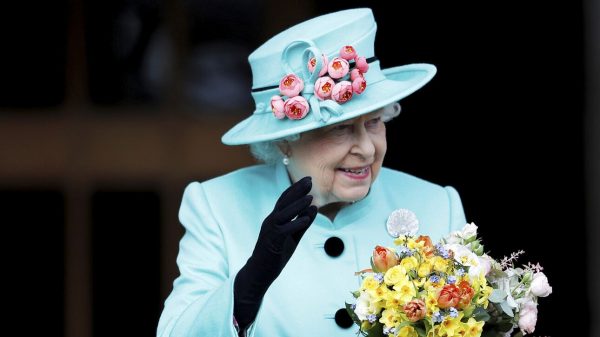 Βασίλισσα Ελισάβετ: Σάλος με δημοσιογράφο του BBC – Ανακοίνωσε νωρίτερα το θάνατό της
