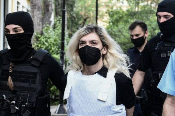 Ρούλα Πισπιρίγκου: Σκότωσε τη Τζωρτζίνα για να εκδικηθεί τον Μάνο Δασκαλάκη, λέει ο εισαγγελέας