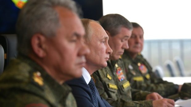 Πόλεμος στην Ουκρανία: Ο Πούτιν κατευθύνει απευθείας του στρατηγούς στο πεδίο της μάχης