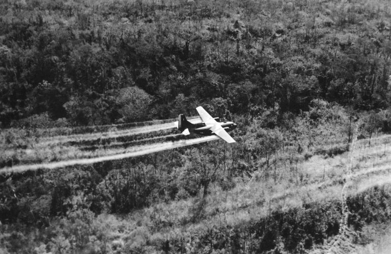 «Πορτοκαλί παράγοντας»: Το τελευταίο κεφάλαιο του πολέμου του Βιετνάμ στο «Stranger Things»