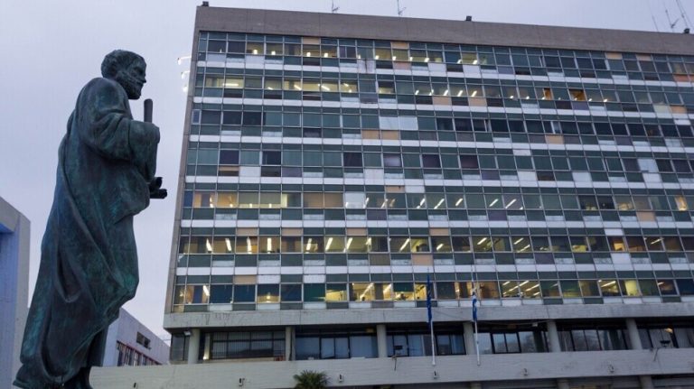 Τεχνητοί αλγόριθμοι που προβλέπουν την κολπική μαρμαρυγή με τη χρήση τεχνητής νοημοσύνης