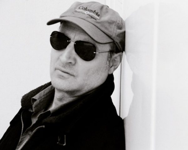 «Η έβδομη ήπειρος», το νέο βιβλίο του σκηνοθέτη Δημήτρη Αθανίτη, ένα ταξίδι στην καρδιά του σινεμά