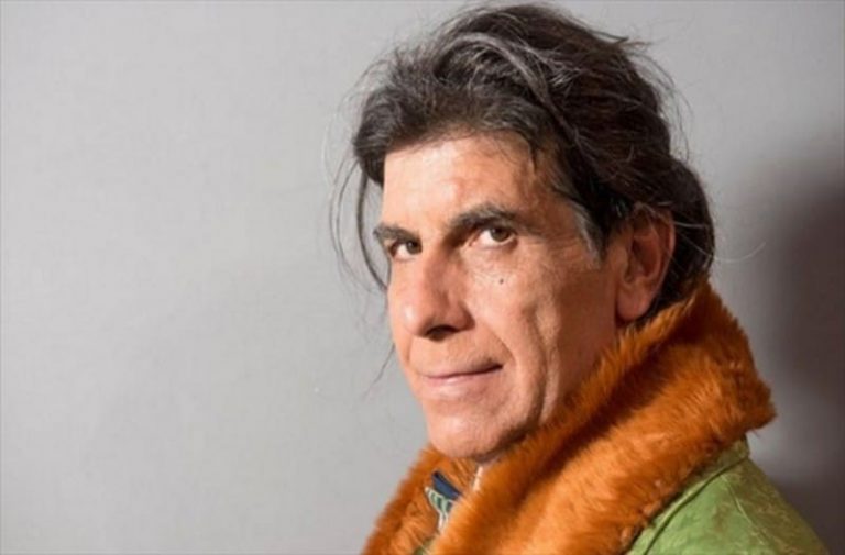 Γιάννης Μπέζος: Τα ριάλιτι θα τα χαρακτήριζα «πορνό», δεν θα έπαιρνα στη δουλειά μου ηθοποιό με αισθητικές παρεμβάσεις