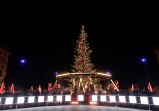 Ενεργειακή κρίση: Οδηγία στους δήμους για 10% εξοικονόμηση ενέργειας – Περιορίζονται τα χριστουγεννιάτικα φώτα