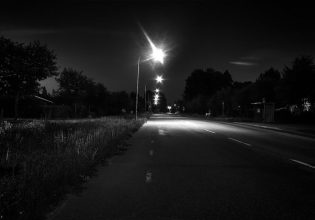 Ο Δήμος Αγίας Παρασκευής υπονοεί άρνηση στη συσκότιση