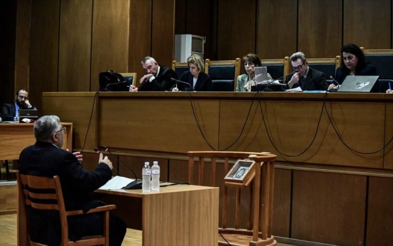 Χρυσή Αυγή: Συνεχίζεται σήμερα η δίκη ενώπιον του Πενταμελούς Εφετείου Κακουργημάτων