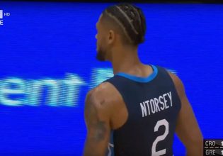 Κροατία – Ελλάδα: Νέο τρίποντο ο Ντόρσεϊ, πανηγυρισμοί στις εξέδρες