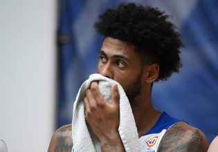 Η πρώτη φωτογραφία του Ντόρσεϊ με τη φανέλα των Μάβερικς