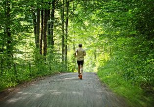 Ρακέτες, τρέξιμο, περπάτημα, η συνταγή για μακροζωία