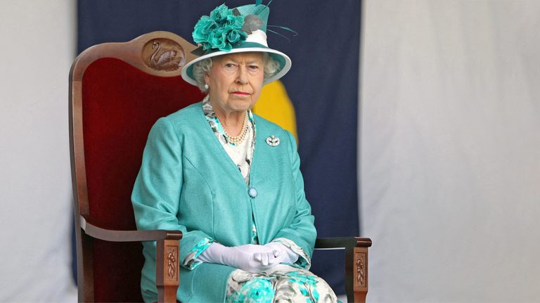 Η τελευταία υπηρεσία της Ελισάβετ στη χώρα της