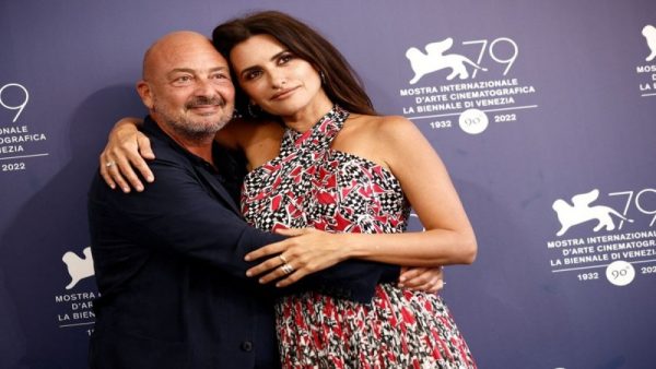 Εμανουέλε Κριαλέζε: Γεννήθηκα βιολογικά γυναίκα