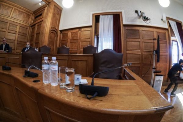 Υποκλοπές: Ολοκληρώθηκαν οι εργασίες της εξεταστικής επιτροπής – Σφοδρές αντιδράσεις για «κουκούλωμα»