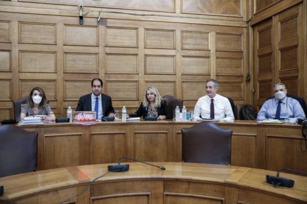 Υποκλοπές – Εξεταστική επιτροπή: Διεκόπη για την Τρίτη η κατάθεση Δεμίρη