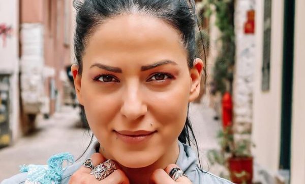 Συγκλονιστική μαρτυρία της Ιωάννας Πηλιχού: «Πάθαμε κρίσεις άγχους, μας πέταξαν πέτρες και μάρμαρα»