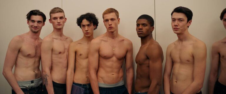 Πρεμιέρα για τη βραβευμένη με Χρυσό Φοίνικα ταινία «Το Τρίγωνο της Θλίψης» στη Χιλιαδού Εύβοιας