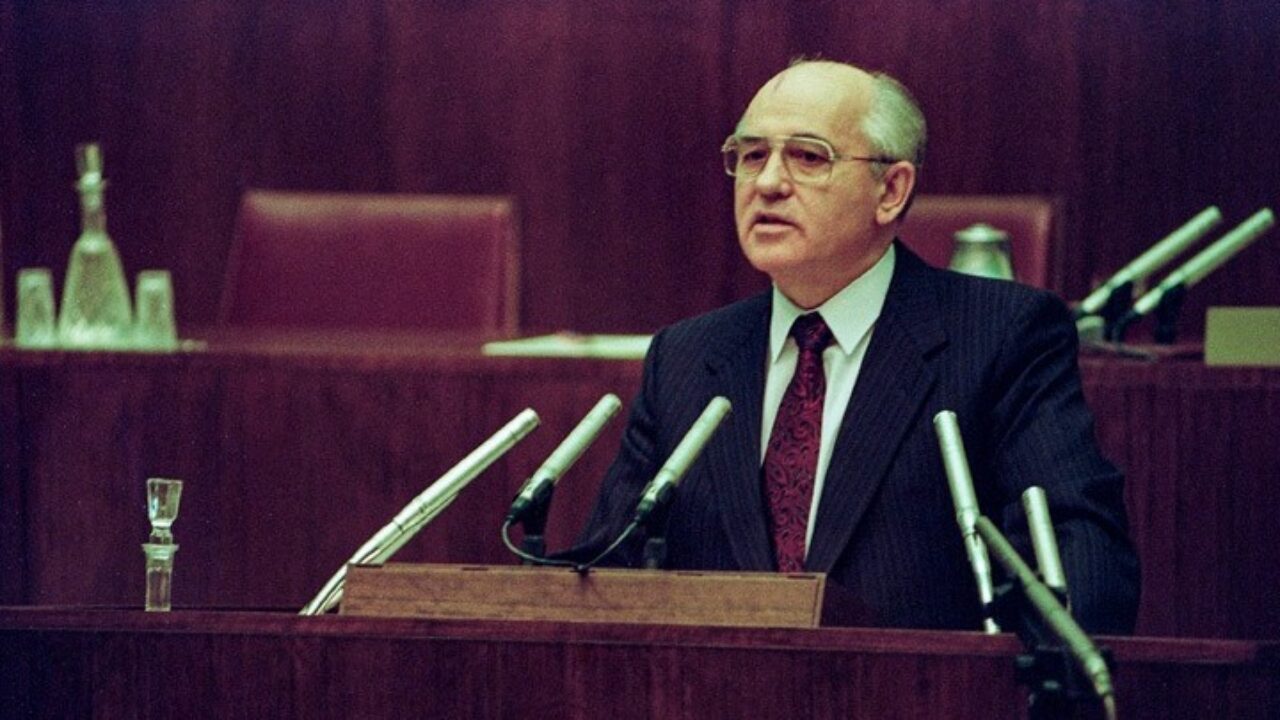 Μιχαήλ Γκορμπατσόφ: Ο άταφος νεκρός