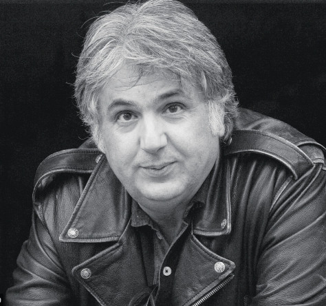 Ο «Αμπιγέρ» με τους Γεράσιμο Σκιαδαρέση και Ιεροκλή Μιχαηλίδη στο θέατρο Τζένη Καρέζη