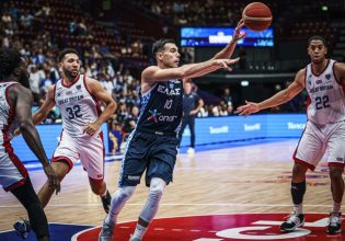 «Καυτός» Σλούκας με 2/2 τρίποντα σε 1′