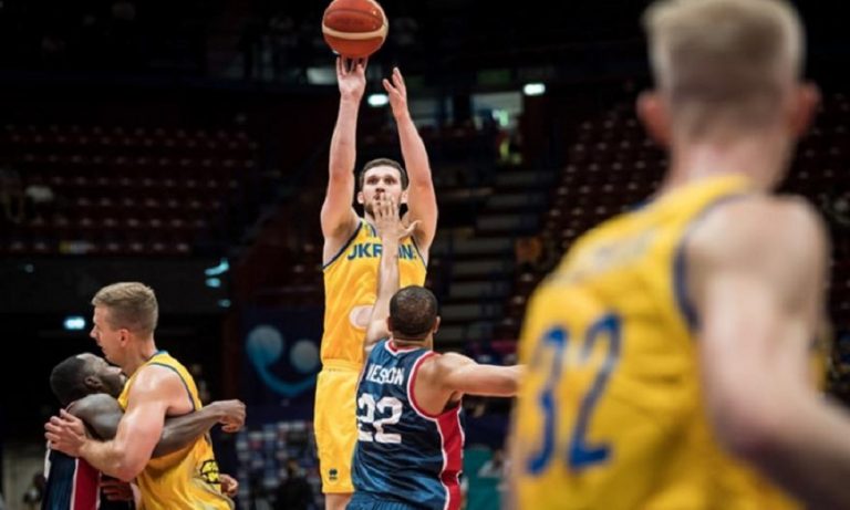 Εμφατική πρεμιέρα για την Ουκρανία στο Ευρωμπάσκετ (90-61)