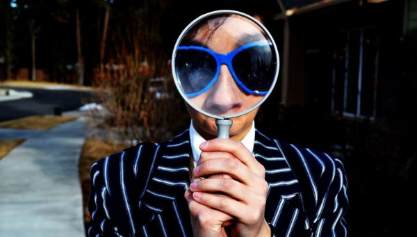 11 λέξεις και φράσεις που σας κάνουν να φαίνεστε «αδύναμοι» – τι λένε ειδικοί της γραμματικής