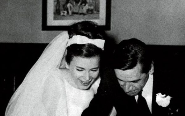Τζένη Καρέζη – Ζάχος Χατζηφωτίου: Ένας γάμος που άφησε εποχή
