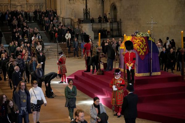Βασίλισσα Ελισάβετ: Όλα όσα πρέπει να ξέρετε για την κηδεία - Το πρόγραμμα και οι υψηλοί προσκεκλημένοι