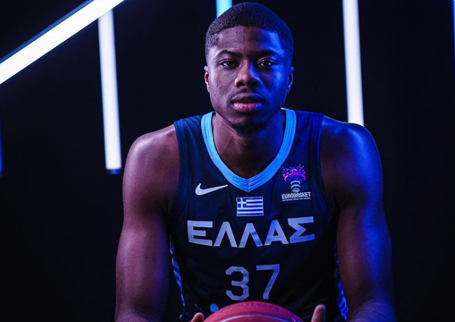 Κώστας Αντετοκούνμπο: Δείτε την κούκλα σύντροφό του