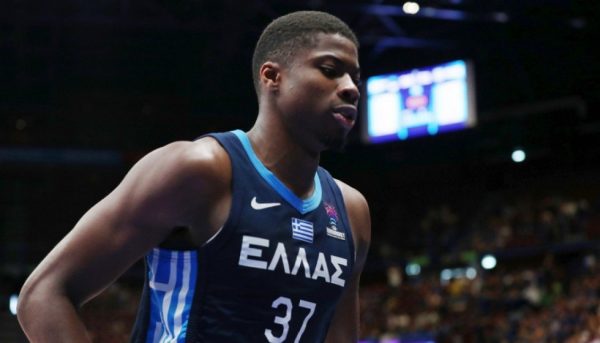 Στο training camp των Μπουλς ο Κώστας Αντετοκούνμπο