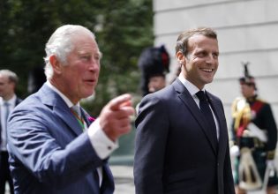 Βασιλιάς Κάρολος: Τι δώρο θα του δώσει το ζεύγος Μακρόν