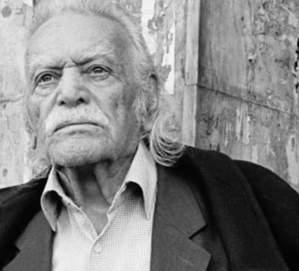 Μανώλης Γλέζος: Το Ευρωκοινοβούλιο υποκλίθηκε στον οικουμενικό αντιφασίστα
