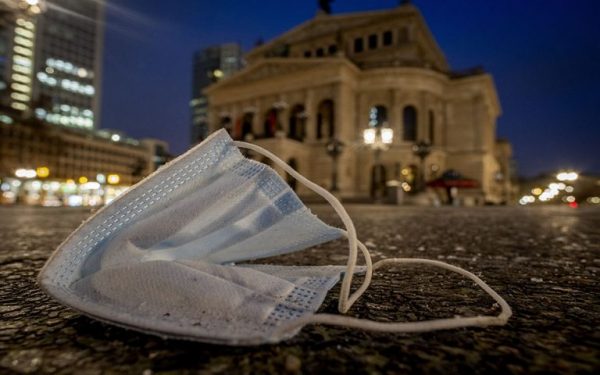 Έρχεται όντως το τέλος της πανδημίας;