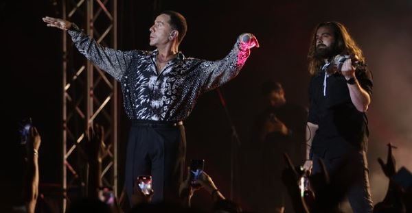 O Γιώργος Μαζωνάκης επιστρέφει στην «Αθήνα τη Νύχτα» – Αύριο η μεγάλη πρεμιέρα