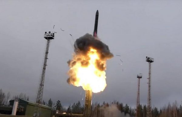 Πούτιν: «Νίκη ή κλιμάκωση» – Η στρατηγική που μπορεί να οδηγήσει σε πυρηνικό πόλεμο