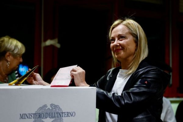 Εκλογές στην Ιταλία: Σίγουροι για τη νίκη οι ακροδεξιοί – «Από αύριο τέρμα τα λόγια, περνάμε στις πράξεις»
