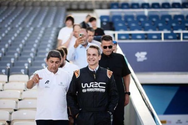 ΕΚΟ Ράλλυ Ακρόπολις 2022: Στο ΟΑΚΑ με φόρμα WRC ο Κυριάκος Μητσοτάκης