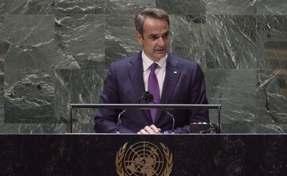Mitsotakis at UN: Ankara’s disputing sovereignty of Greek territory crosses ‘red line’; instrumentalizing migrants aims to pressure Greece, EU