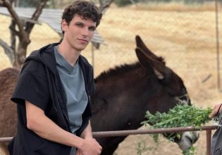 Βασίλης Μίχας: «Το σώμα “χτύπησε καμπανάκι”, άρχισα να έχω βουλιμικές τάσεις»