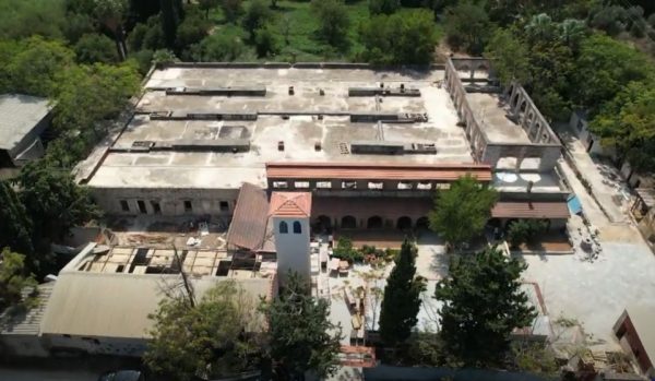 «Μαύρο Ρόδο»: Εντυπωσιακά πλάνα από το μοναστήρι που δημιουργήθηκε αποκλειστικά για τη σειρά του MEGA