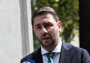 Ανδρουλάκης: Χρέος μας η αλληλεγγύη στις γυναίκες του Ιράν