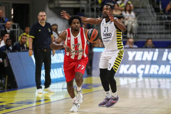 Εξαιρετικός ο Ολυμπιακός, «δύο στα δύο» κόντρα στη Φενερμπαχτσέ (93-79)