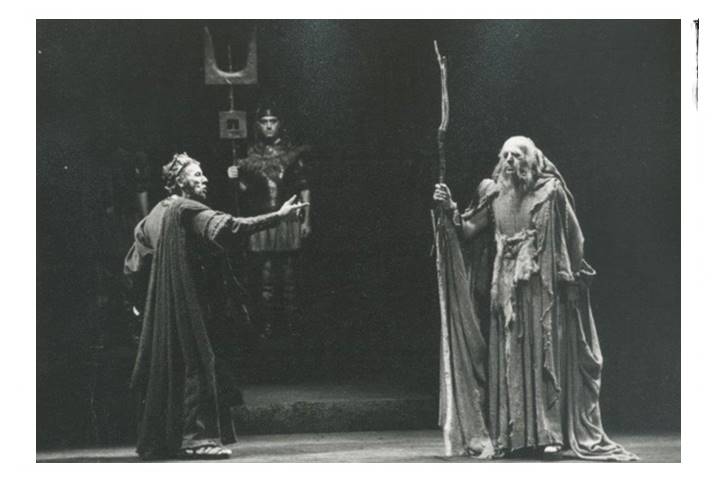 Είπες τον Οιδίποδα αστείο;