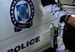 Καστοριά: Συνελήφθη ο γιος της 82χρονης που εντοπίστηκε θαμμένη κοντά σε γήπεδο