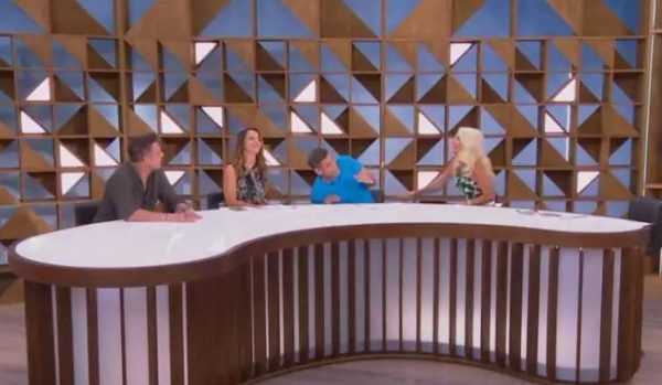 Επική γκάφα Ουγγαρέζου on air: Αποκάλεσε την Ελένη Μενεγάκη… Φαίη