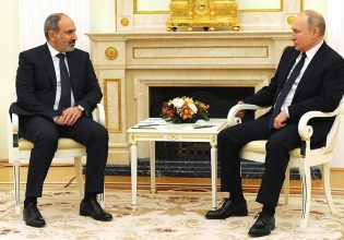 Αρμενία – Αζερμπαϊτζάν: Δυσαρέσκεια Πασινιάν για τη στάση του Πούτιν – «Οχι απλώς δηλώσεις»